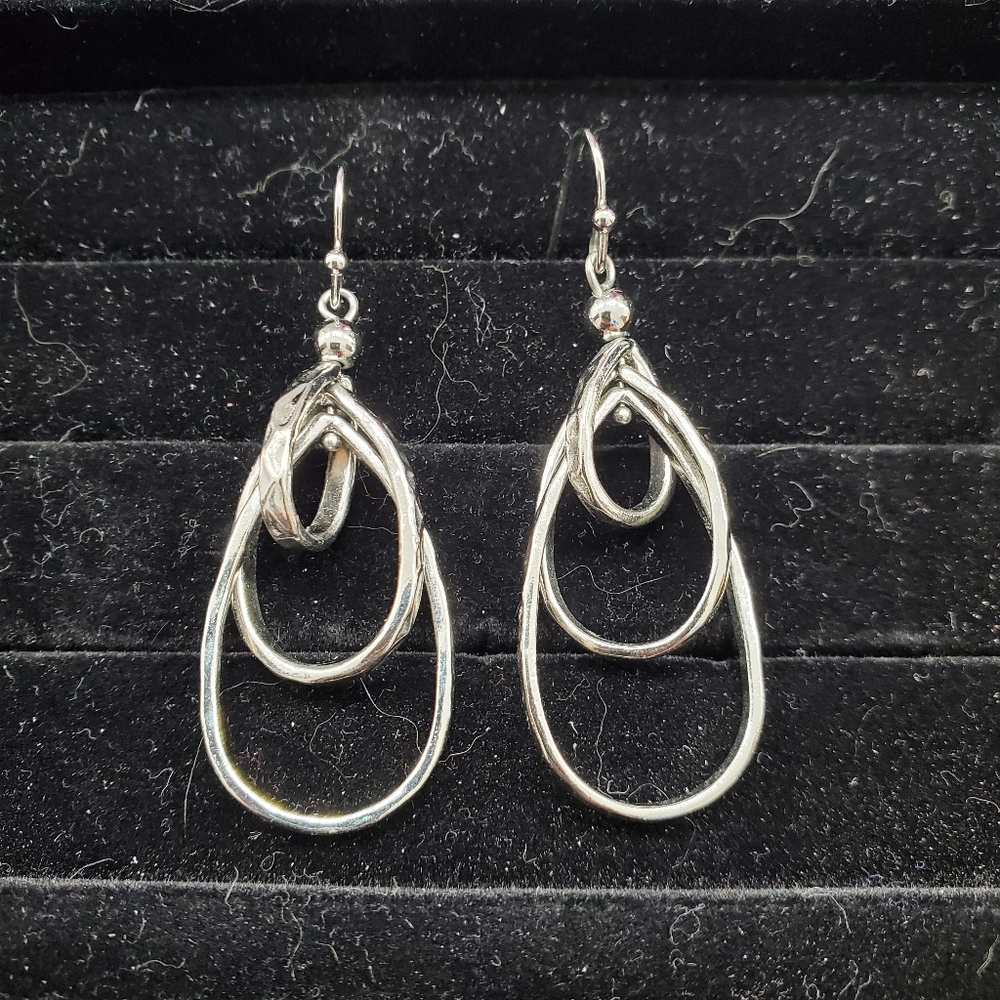 Lia Sophia Earrings “Free Flyer” Silver, Dangle